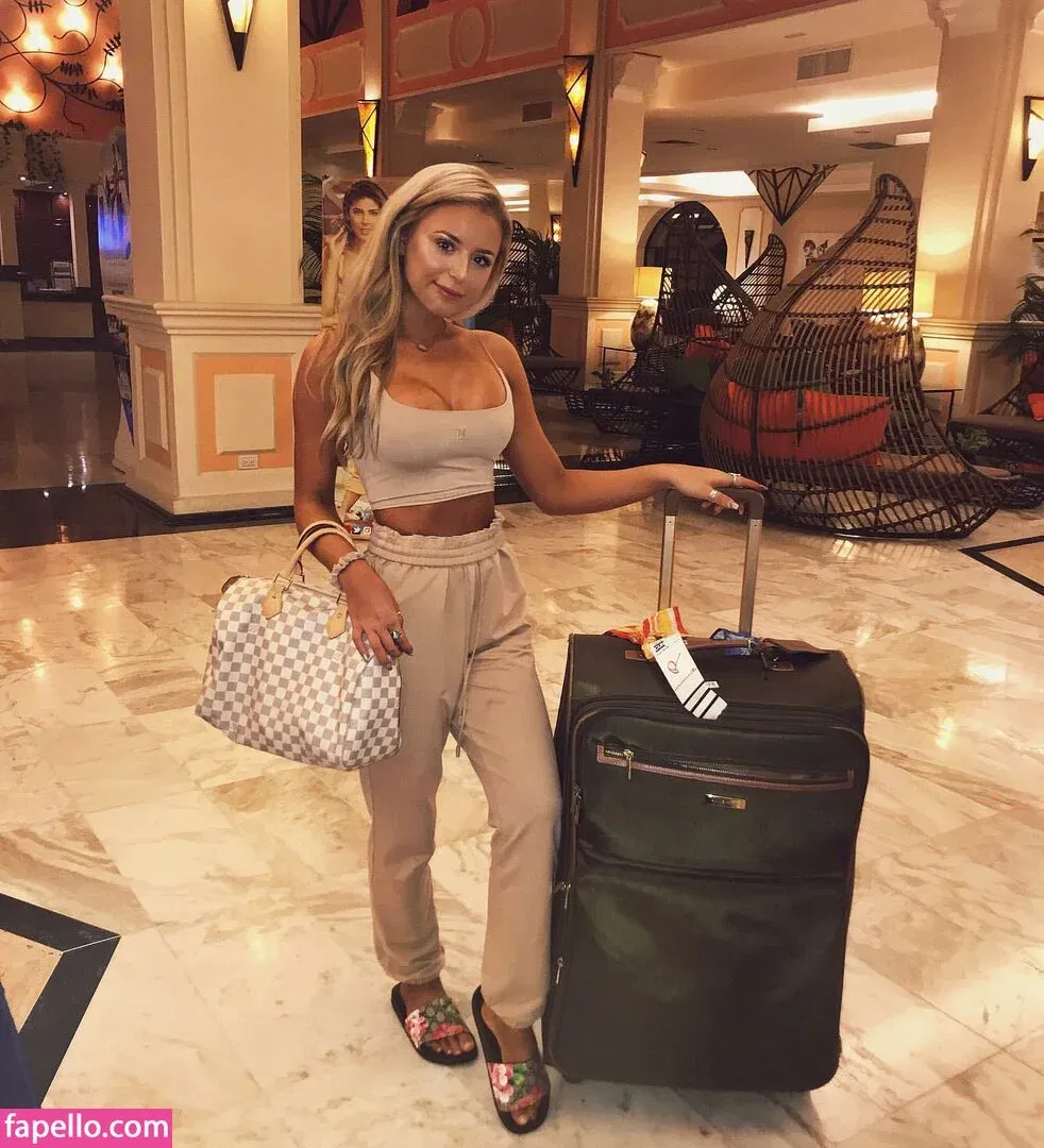 Ashlyn Sharp Onlyfans Photo Gallery 