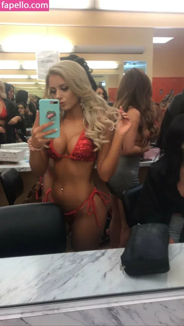 Ashlyn Sharp Onlyfans Photo Gallery 