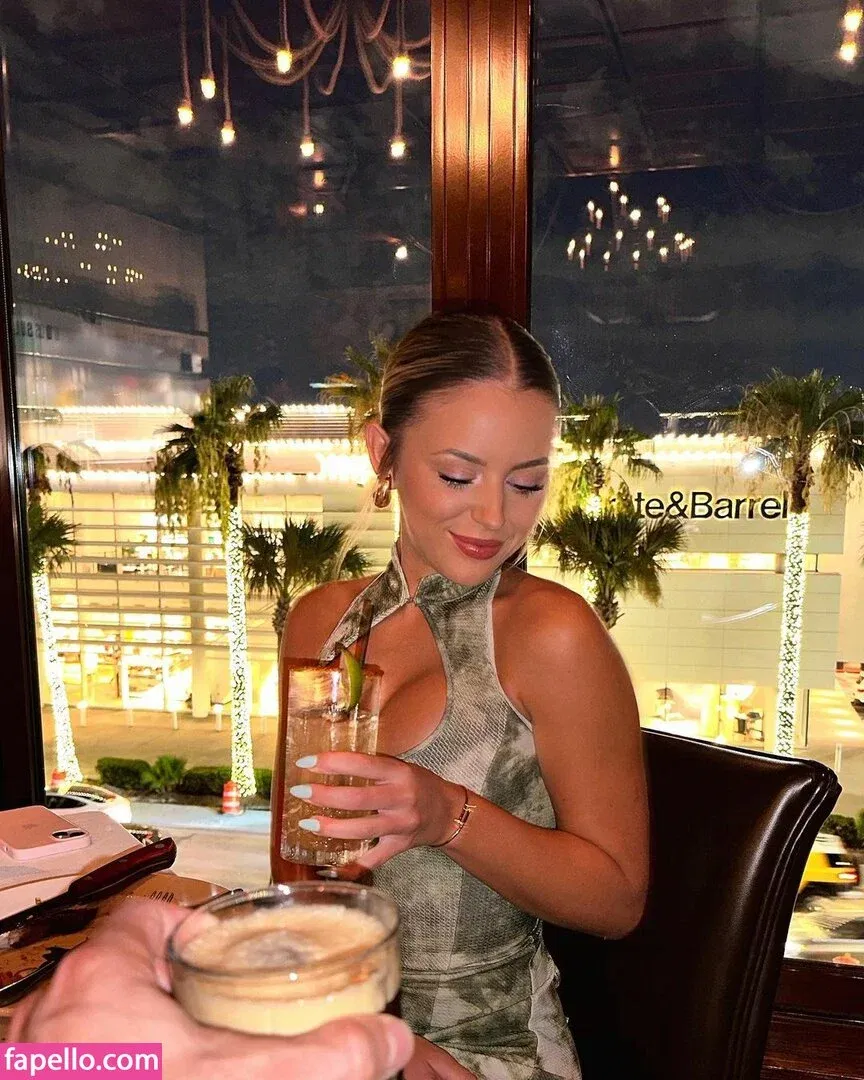 Ashlyn Sharp Onlyfans Photo Gallery 