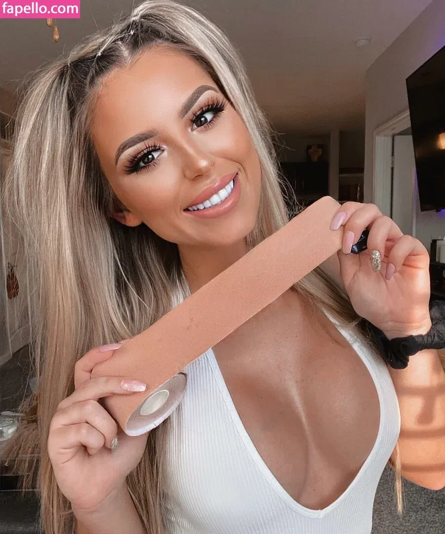 Ashlyn Sharp Onlyfans Photo Gallery 