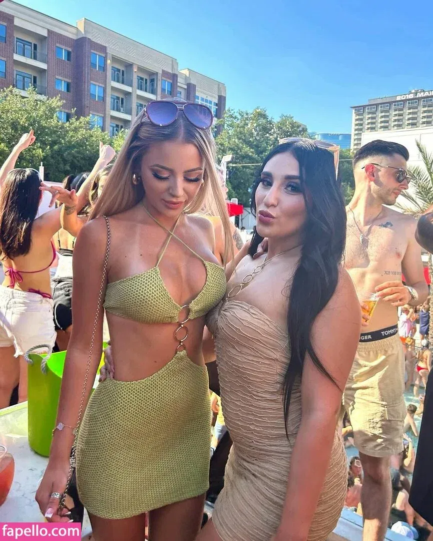 Ashlyn Sharp Onlyfans Photo Gallery 