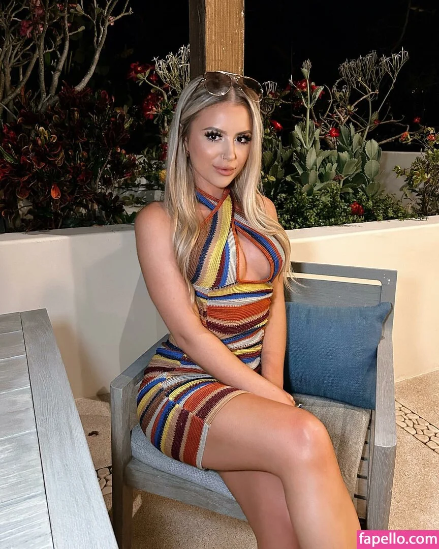 Ashlyn Sharp Onlyfans Photo Gallery 