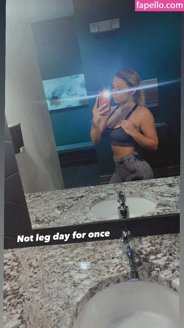 Ashlyn Sharp Onlyfans Photo Gallery 