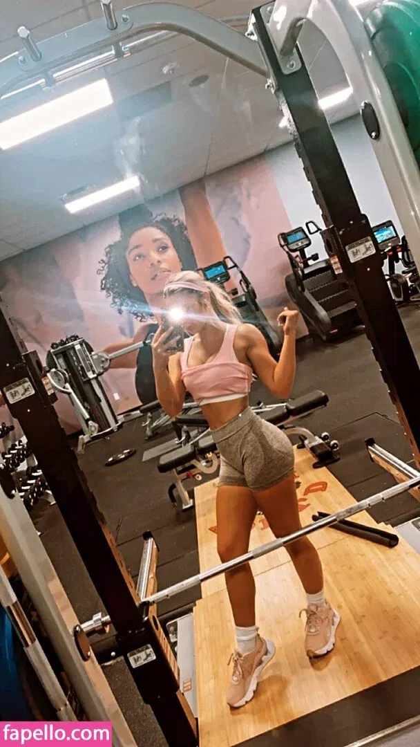 Ashlyn Sharp Onlyfans Photo Gallery 