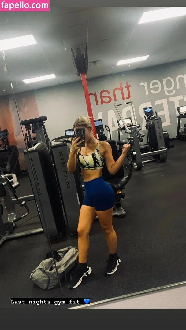 Ashlyn Sharp Onlyfans Photo Gallery 