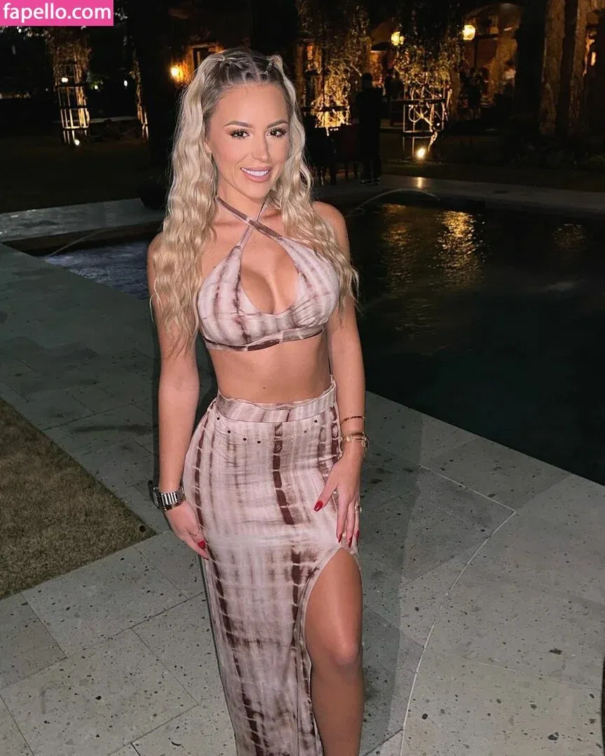 Ashlyn Sharp Onlyfans Photo Gallery 