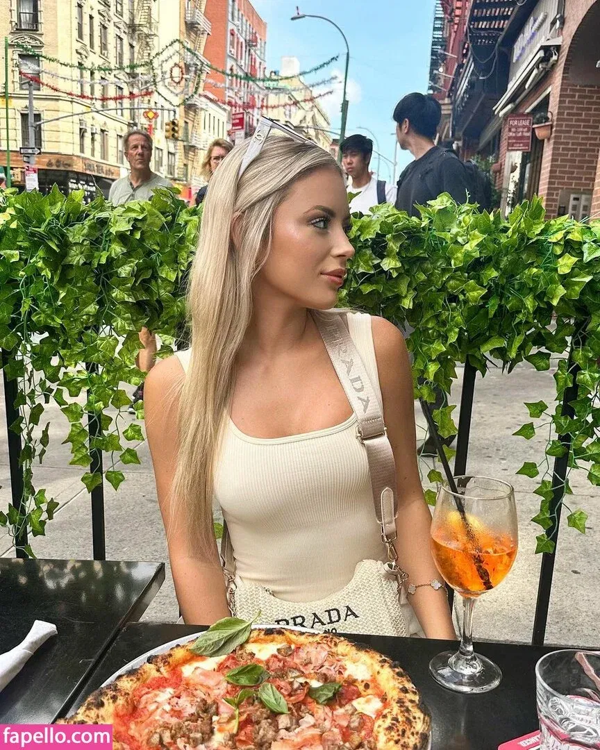 Ashlyn Sharp Onlyfans Photo Gallery 