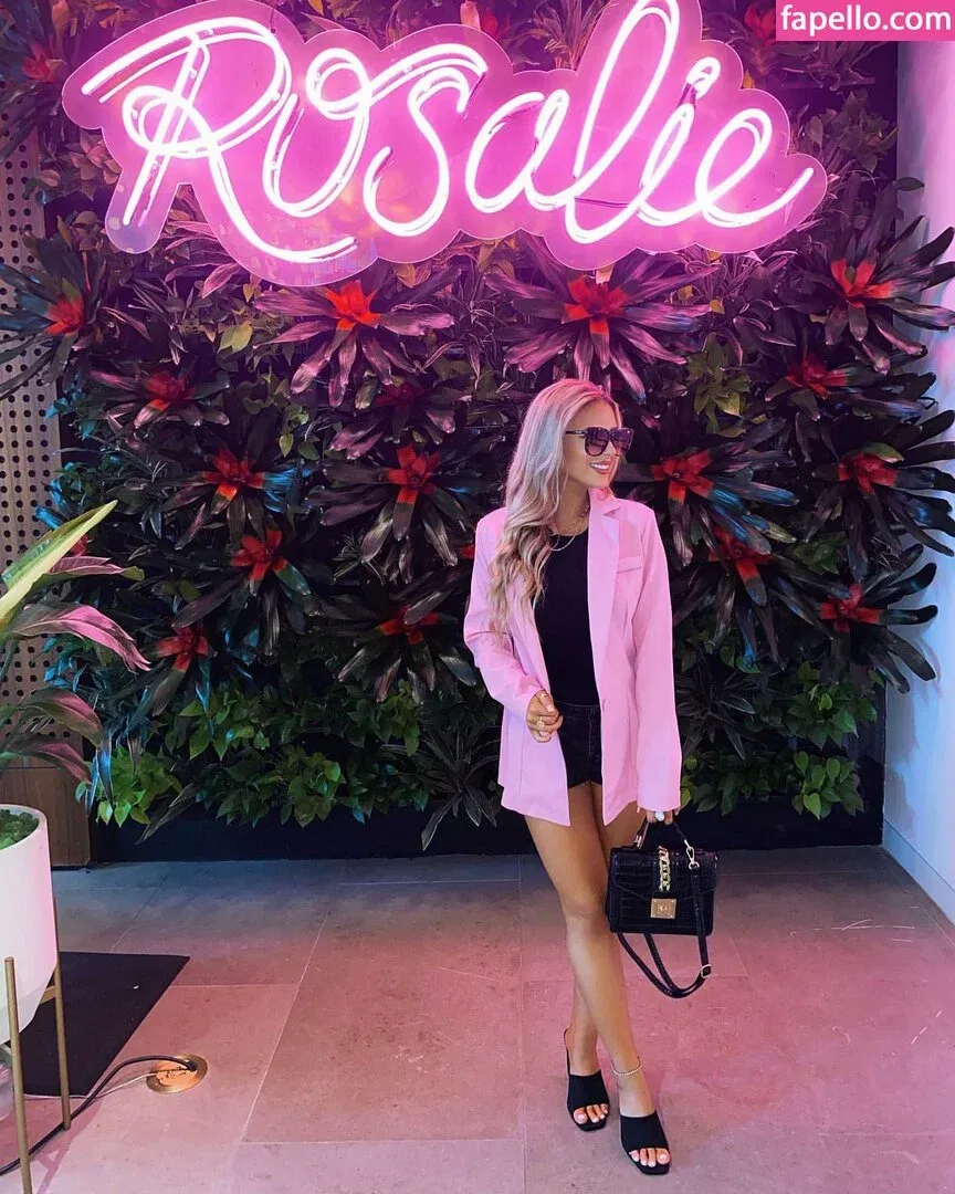 Ashlyn Sharp Onlyfans Photo Gallery 