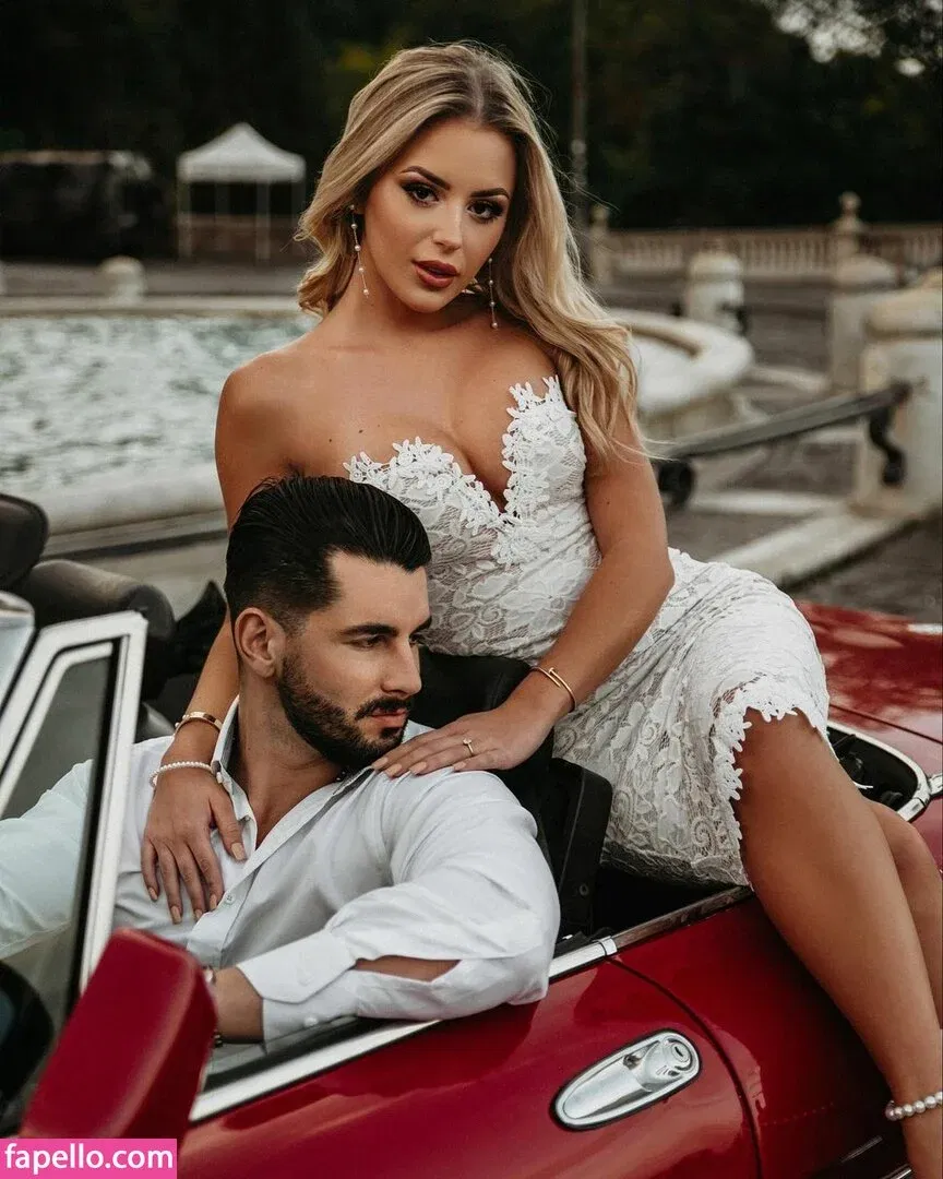 Ashlyn Sharp Onlyfans Photo Gallery 