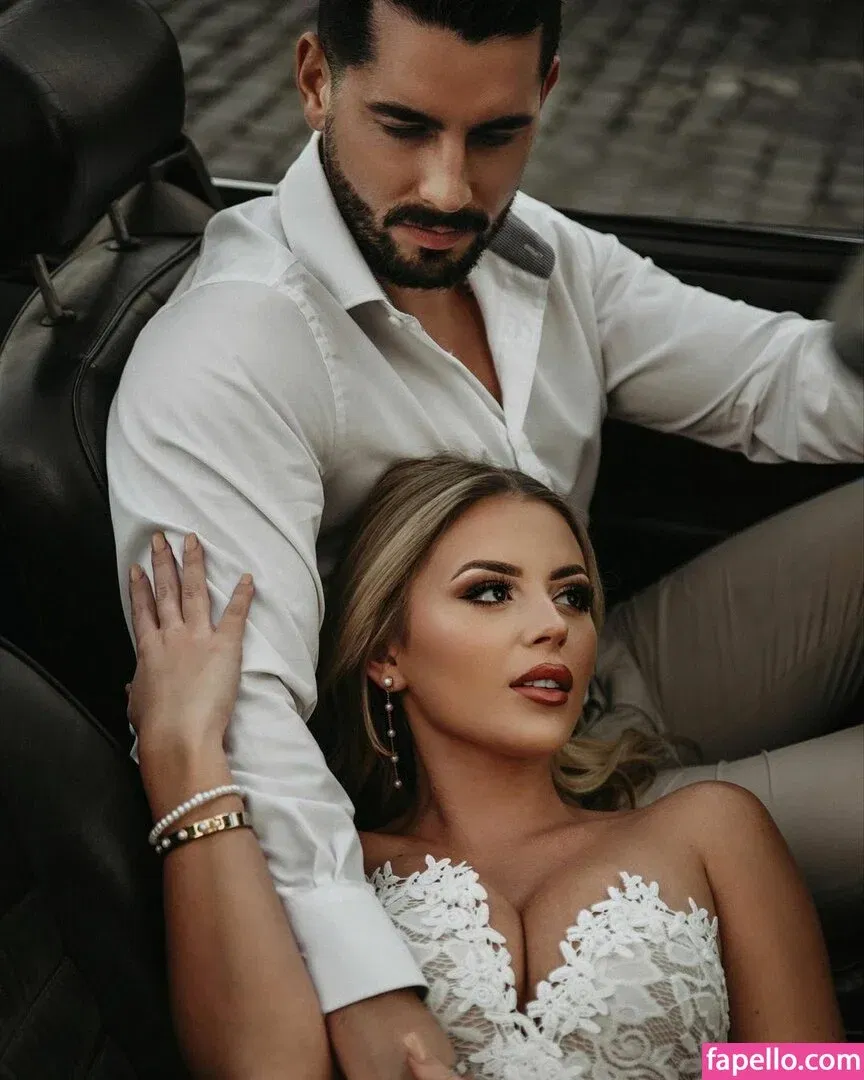 Ashlyn Sharp Onlyfans Photo Gallery 