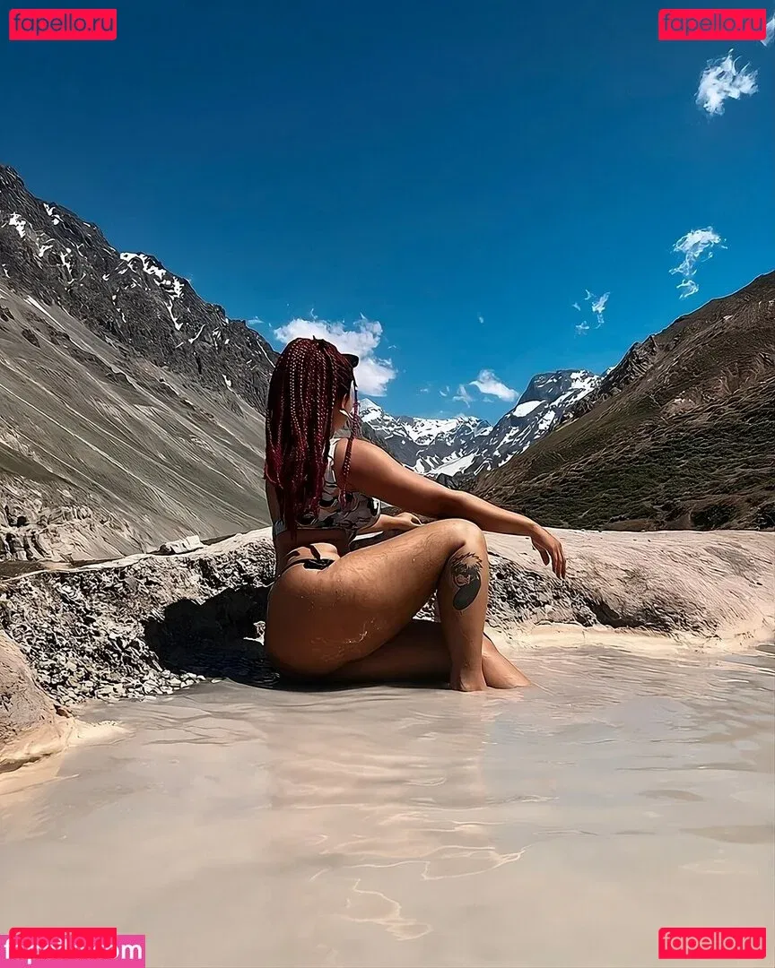 naycfreitas Onlyfans Photo Gallery 