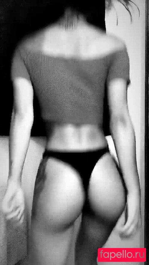 Larissa Lages Nude Onlyfans Photo 11