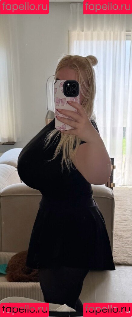 Schnataa Onlyfans Photo Gallery 