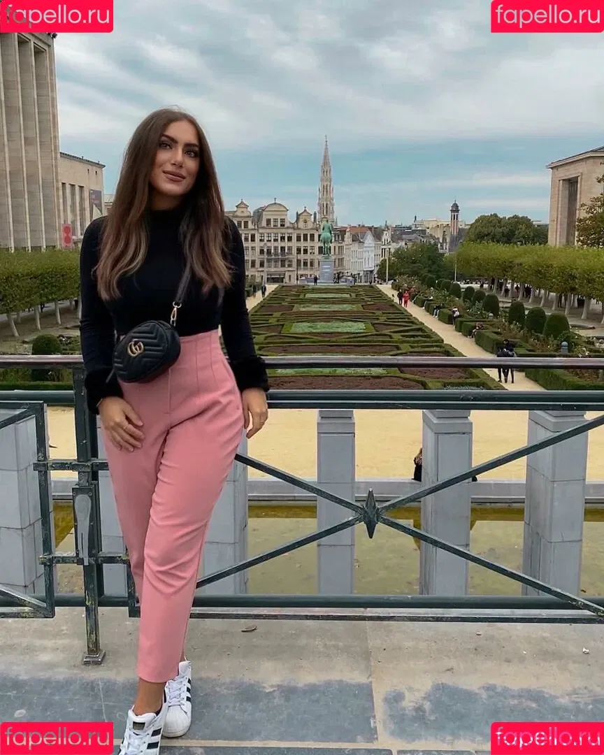 Ylenia Bevelacqua Onlyfans Photo Gallery 