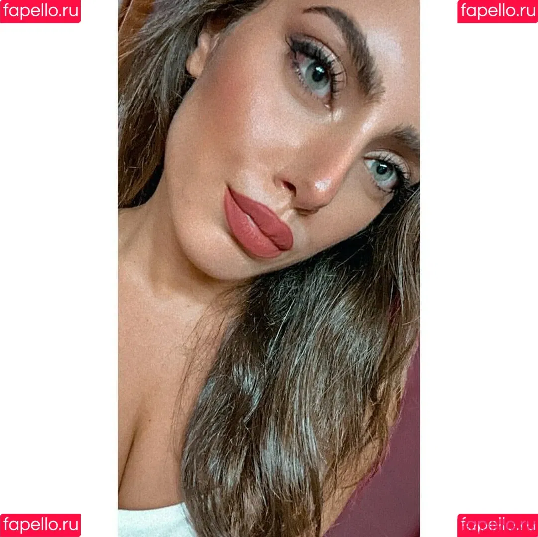 Ylenia Bevelacqua Onlyfans Photo Gallery 