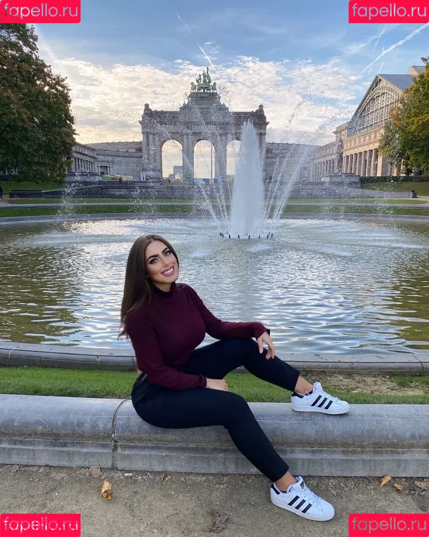 Ylenia Bevelacqua Onlyfans Photo Gallery 