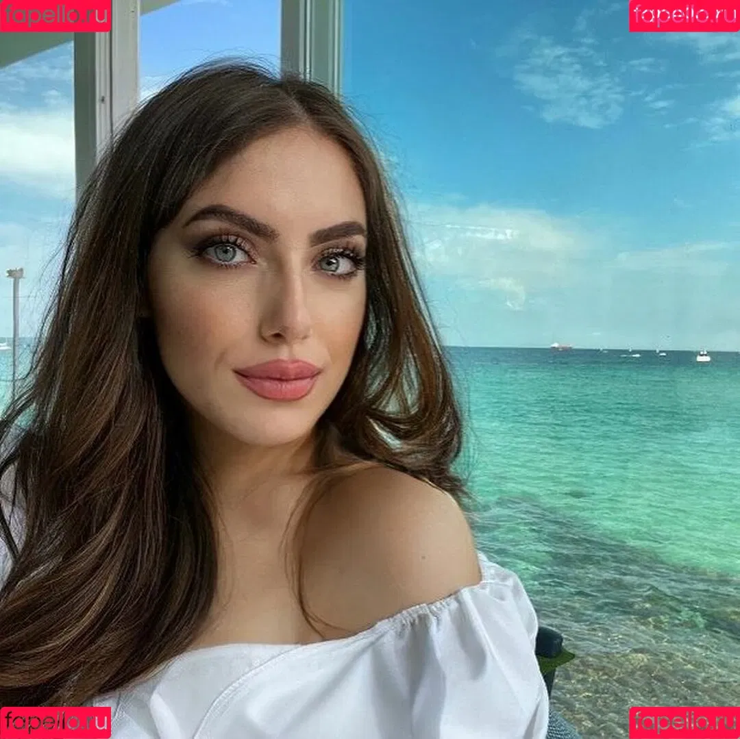 Ylenia Bevelacqua Onlyfans Photo Gallery 