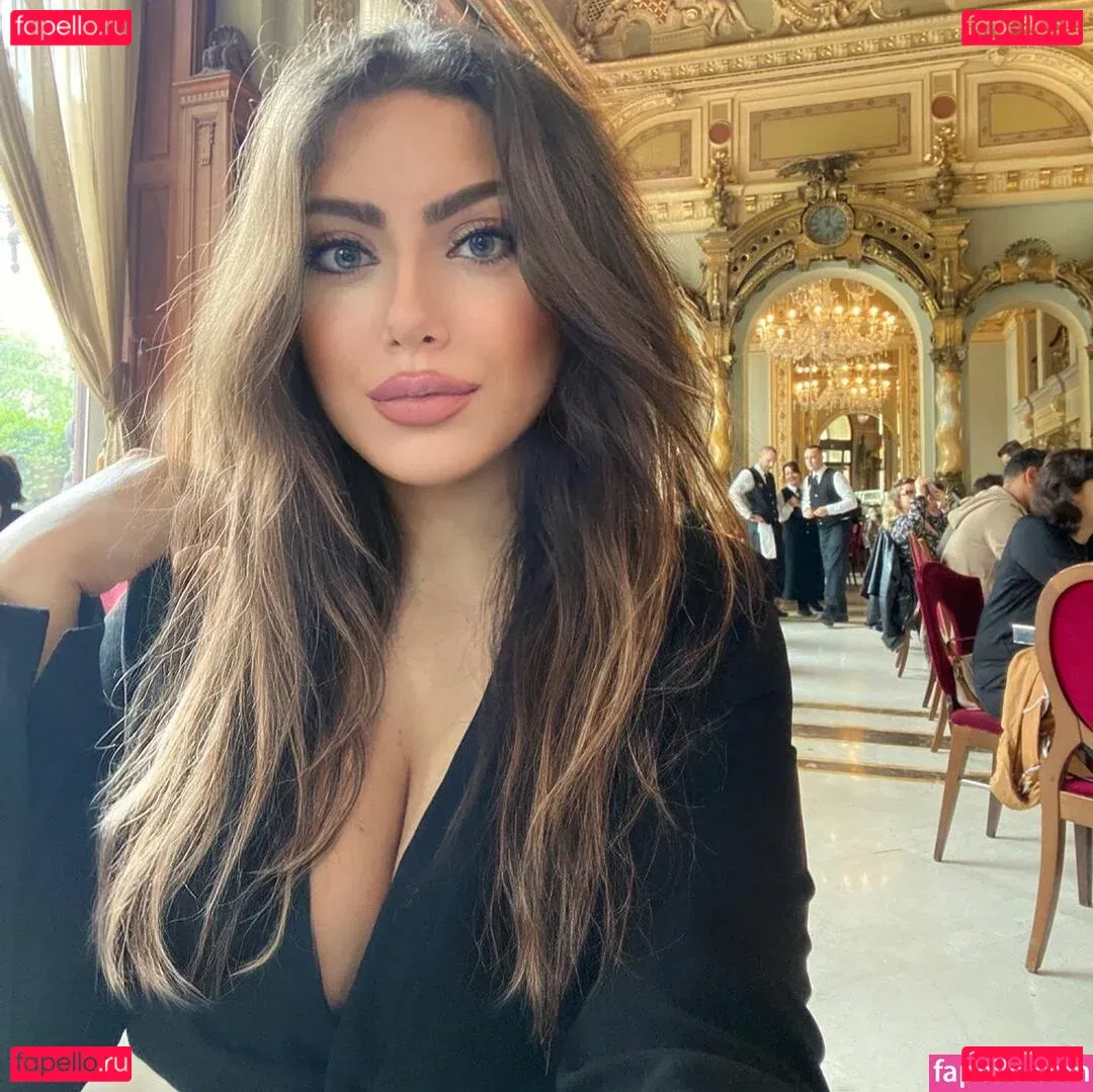 Ylenia Bevelacqua Onlyfans Photo Gallery 