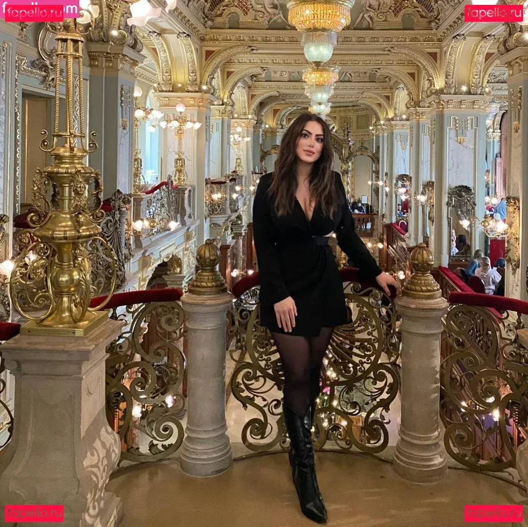 Ylenia Bevelacqua Onlyfans Photo Gallery 