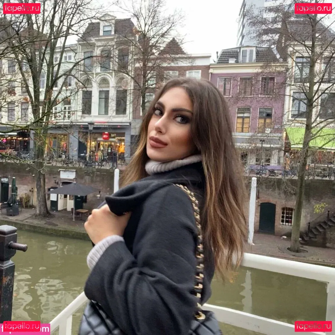 Ylenia Bevelacqua Onlyfans Photo Gallery 