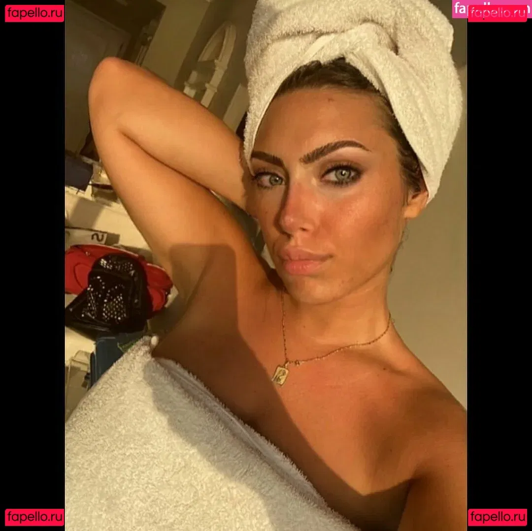 Ylenia Bevelacqua Onlyfans Photo Gallery 