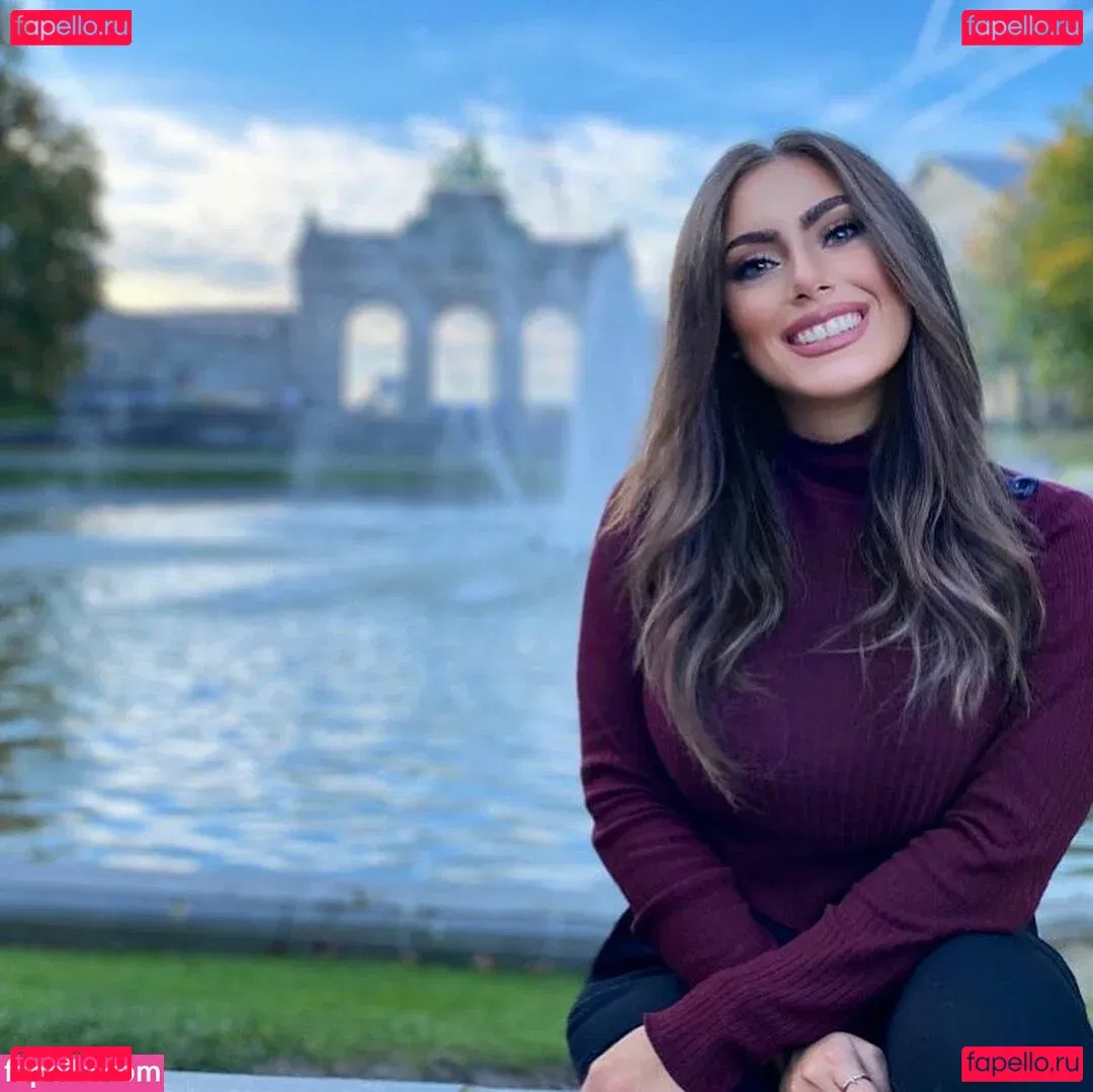 Ylenia Bevelacqua Onlyfans Photo Gallery 