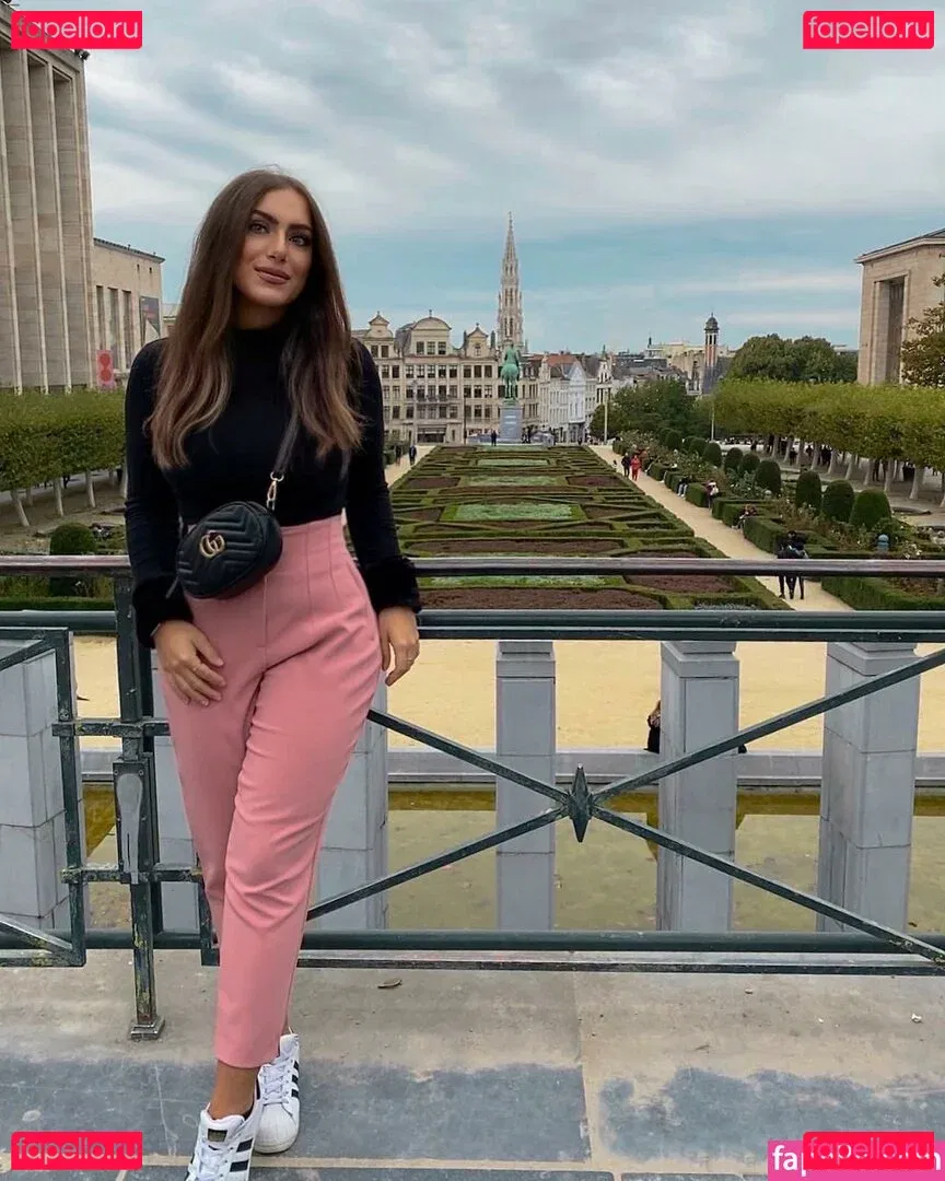 Ylenia Bevelacqua Onlyfans Photo Gallery 