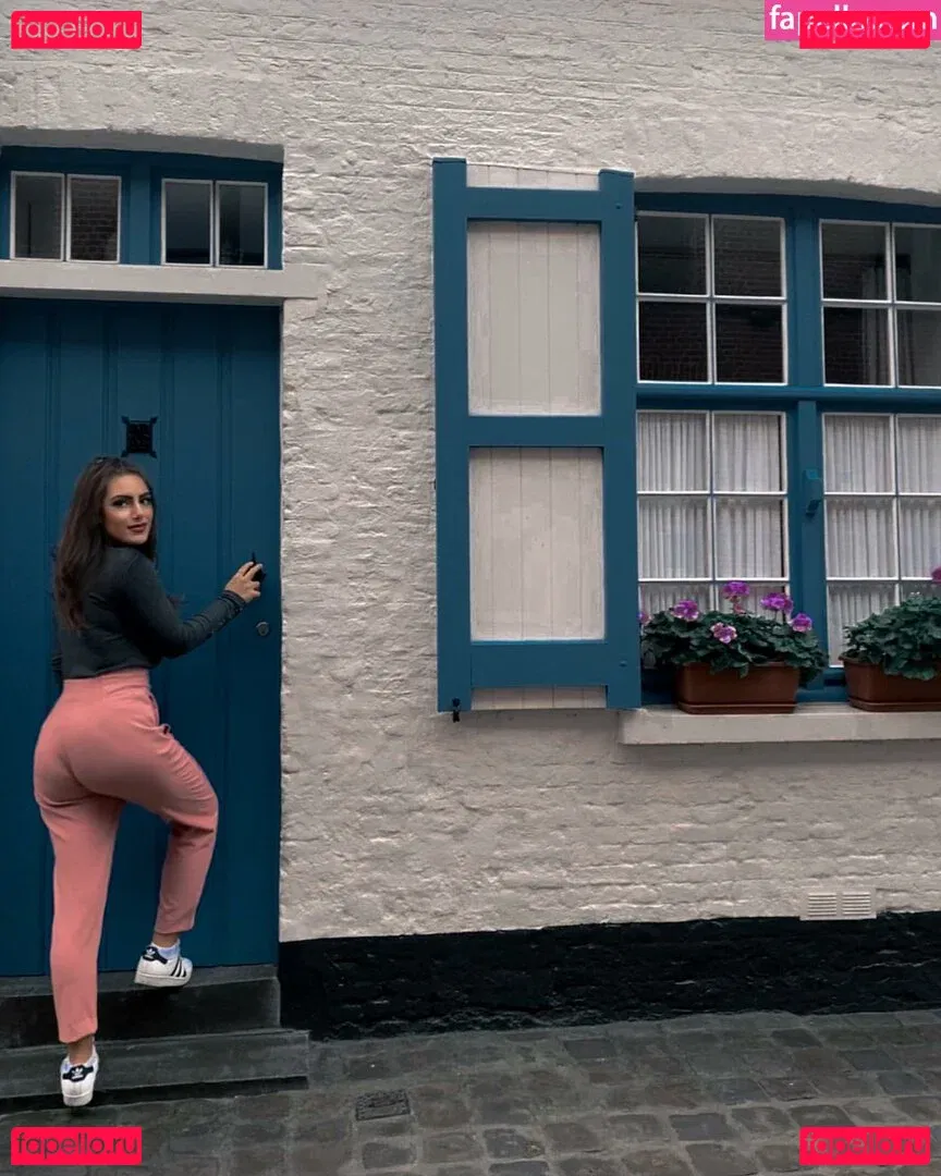 Ylenia Bevelacqua Onlyfans Photo Gallery 