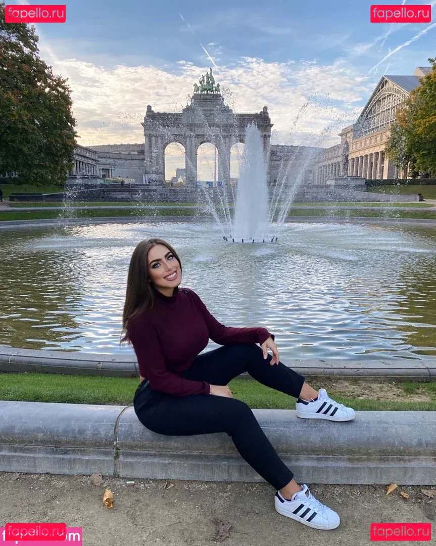 Ylenia Bevelacqua Onlyfans Photo Gallery 