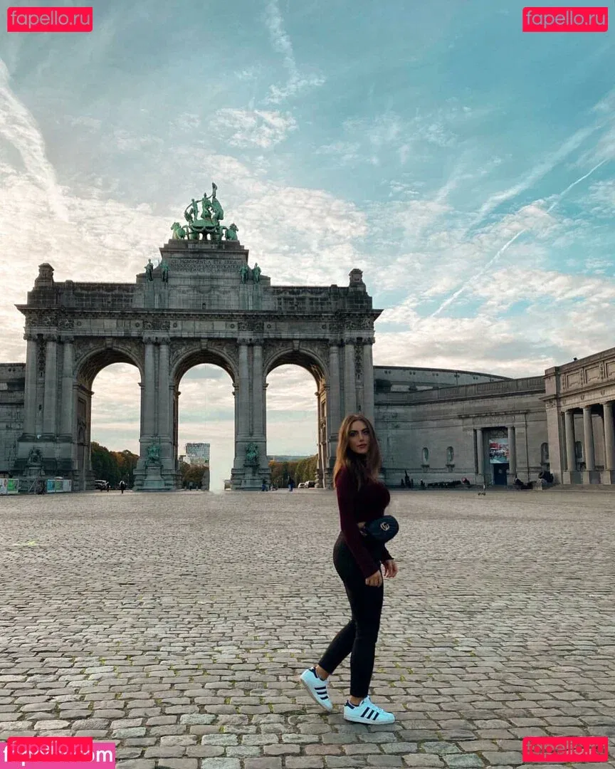 Ylenia Bevelacqua Onlyfans Photo Gallery 