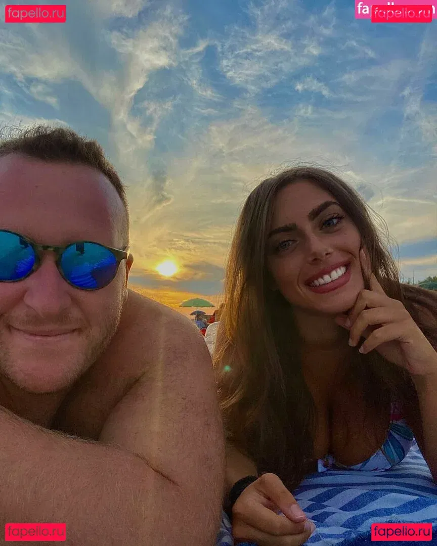 Ylenia Bevelacqua Onlyfans Photo Gallery 