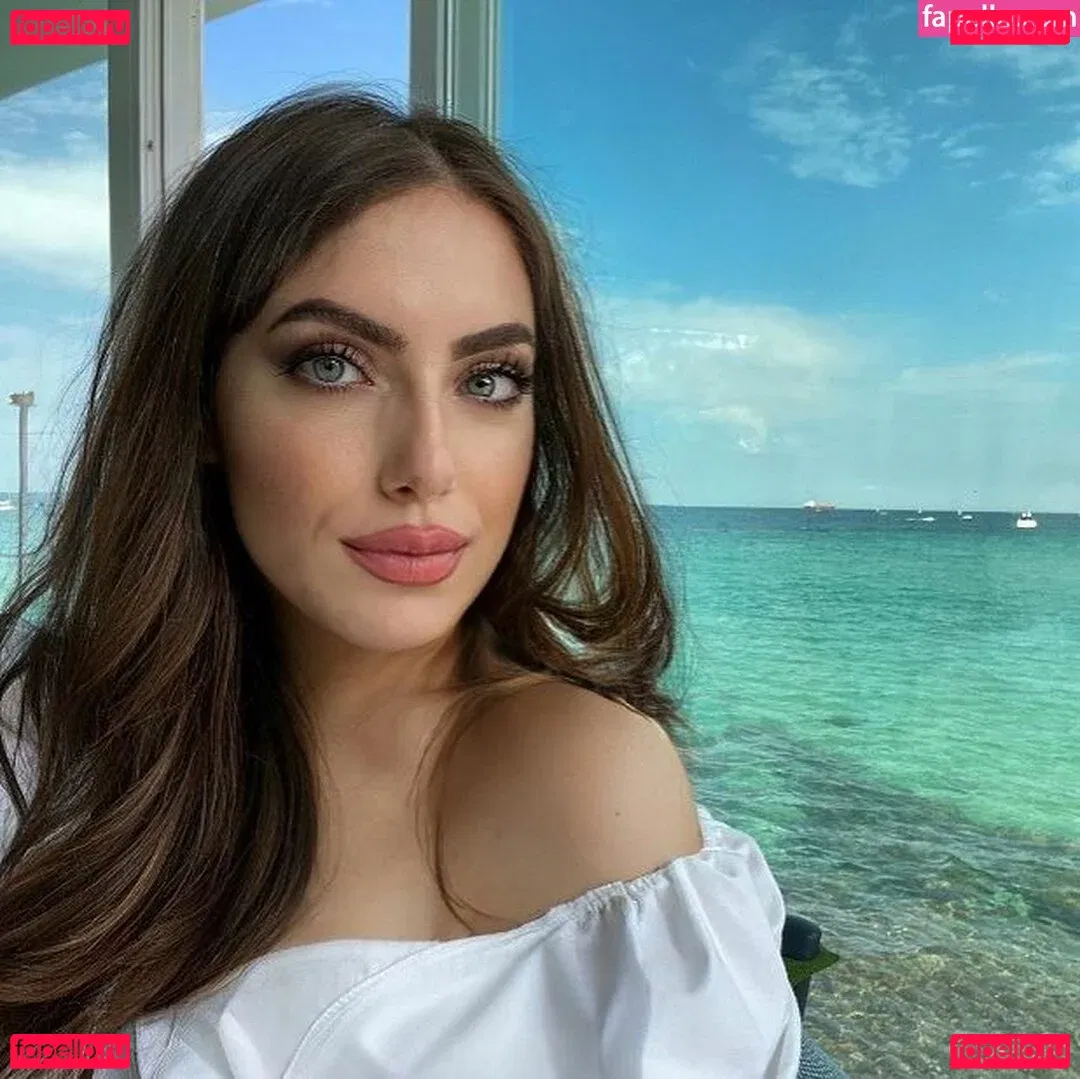 Ylenia Bevelacqua Onlyfans Photo Gallery 