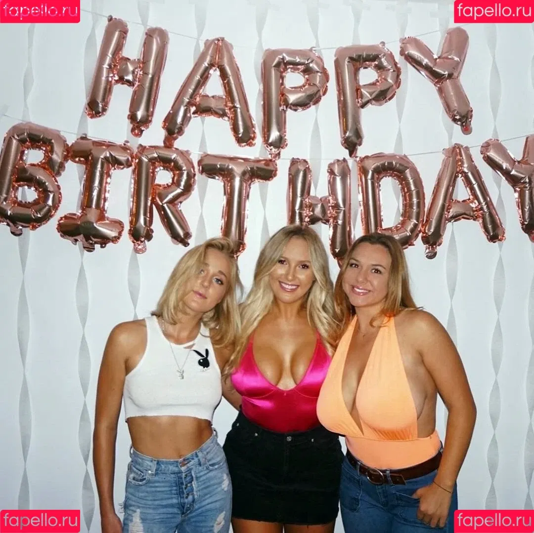 Julia G Onlyfans Photo Gallery 