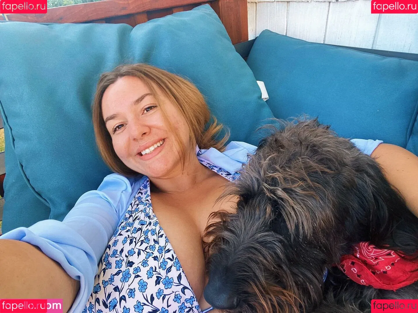 Julia G Onlyfans Photo Gallery 