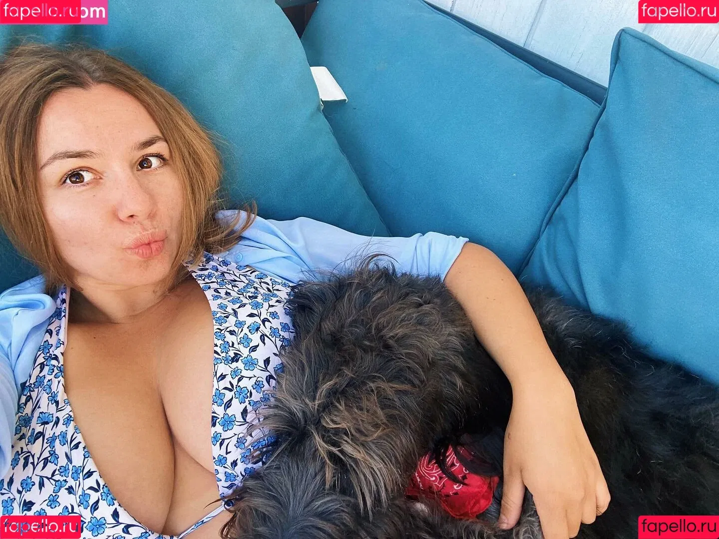 Julia G Onlyfans Photo Gallery 