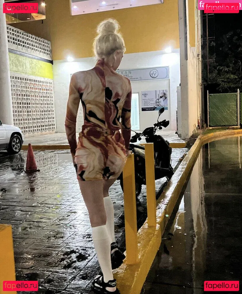 Julia G Onlyfans Photo Gallery 