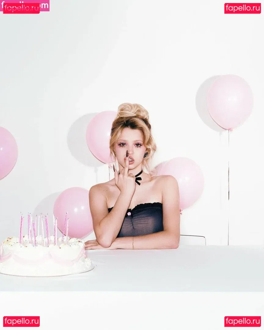 Julia G Onlyfans Photo Gallery 