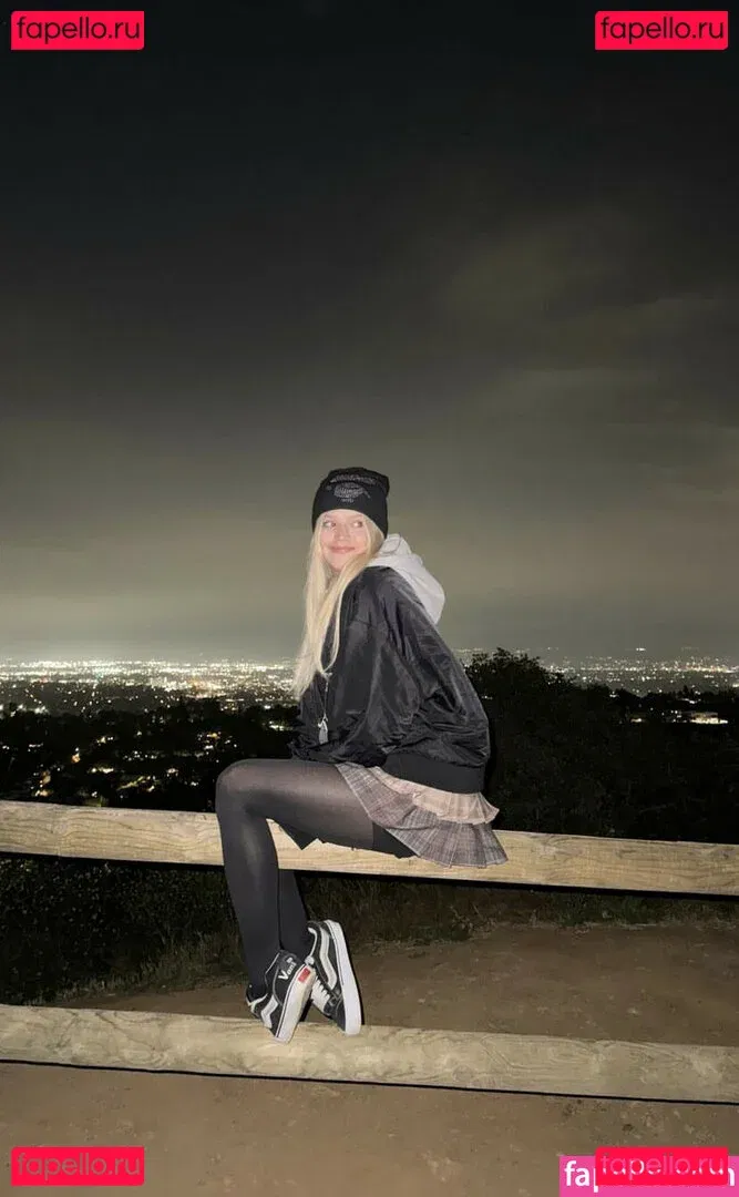 Julia G Onlyfans Photo Gallery 