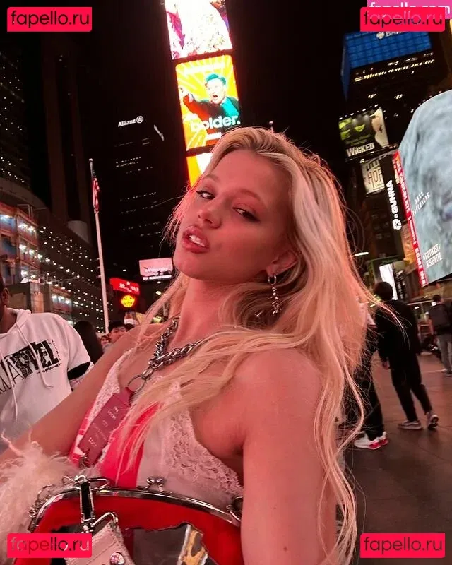 Julia G Onlyfans Photo Gallery 