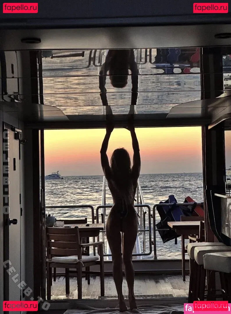 Julia G Onlyfans Photo Gallery 