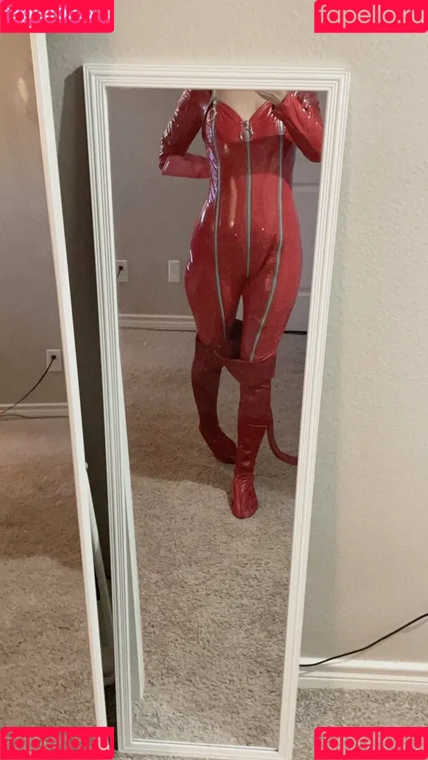 virtuallylewd Onlyfans Photo Gallery 
