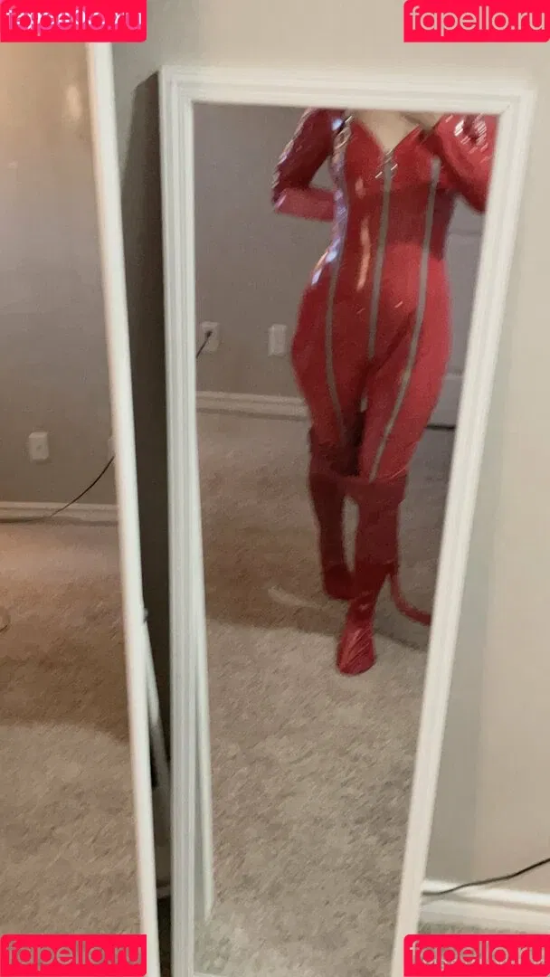 virtuallylewd Onlyfans Photo Gallery 