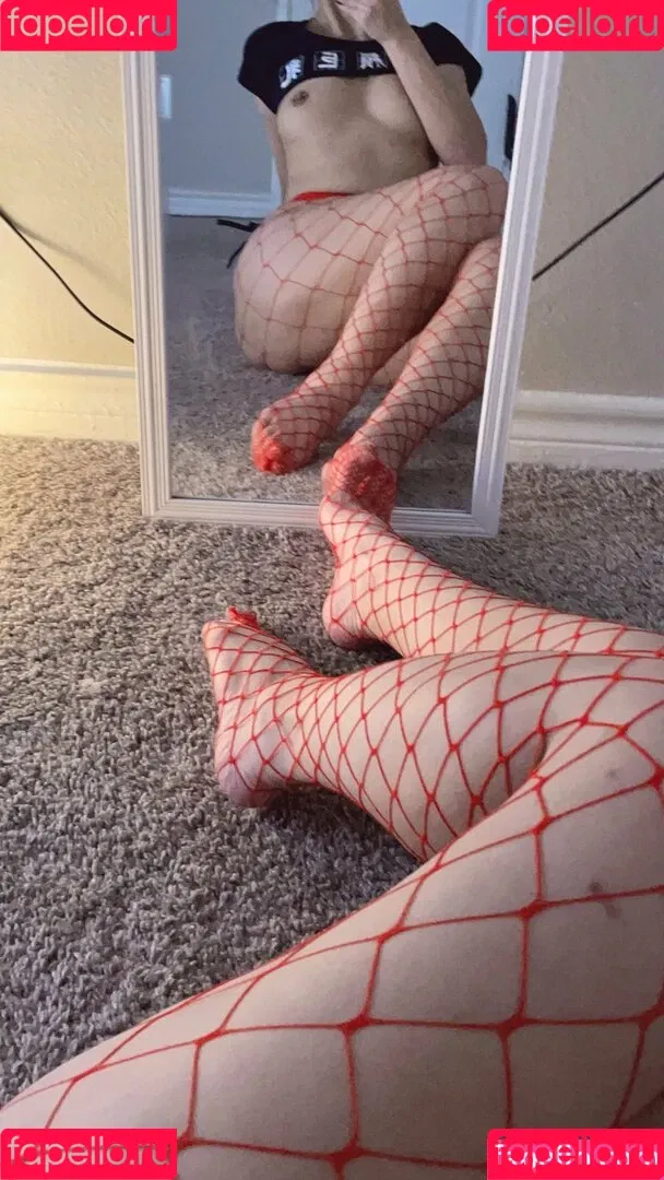virtuallylewd Onlyfans Photo Gallery 