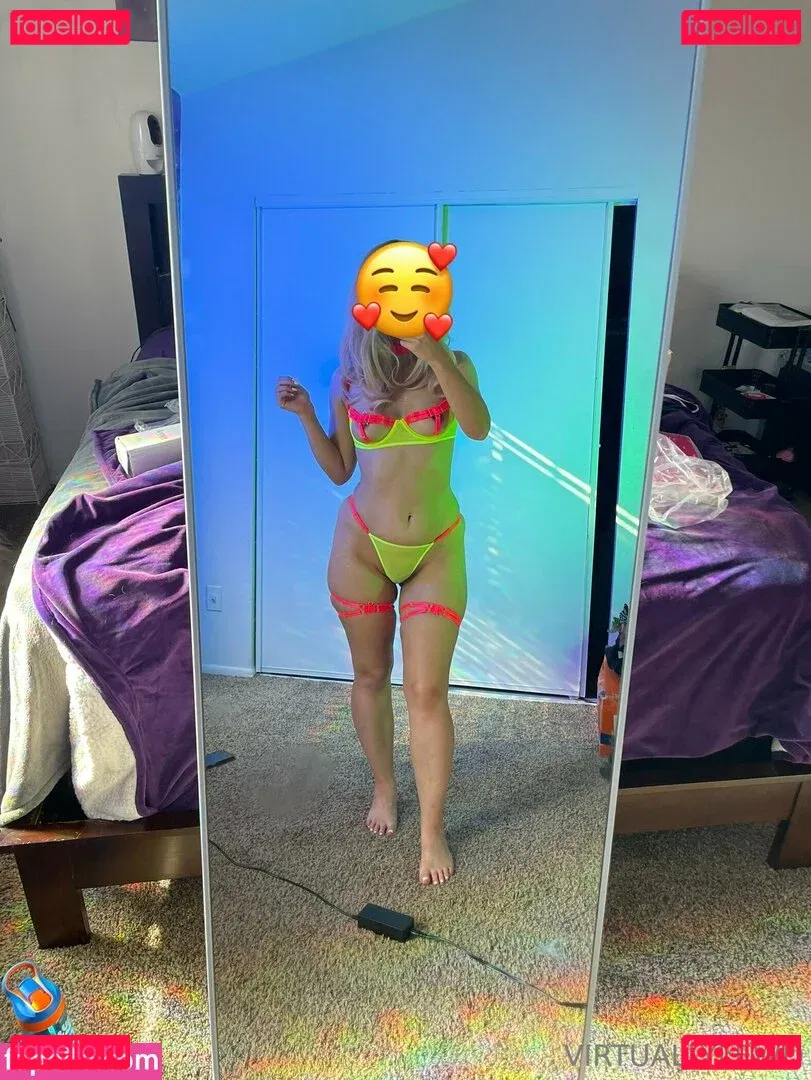 virtuallylewd Onlyfans Photo Gallery 