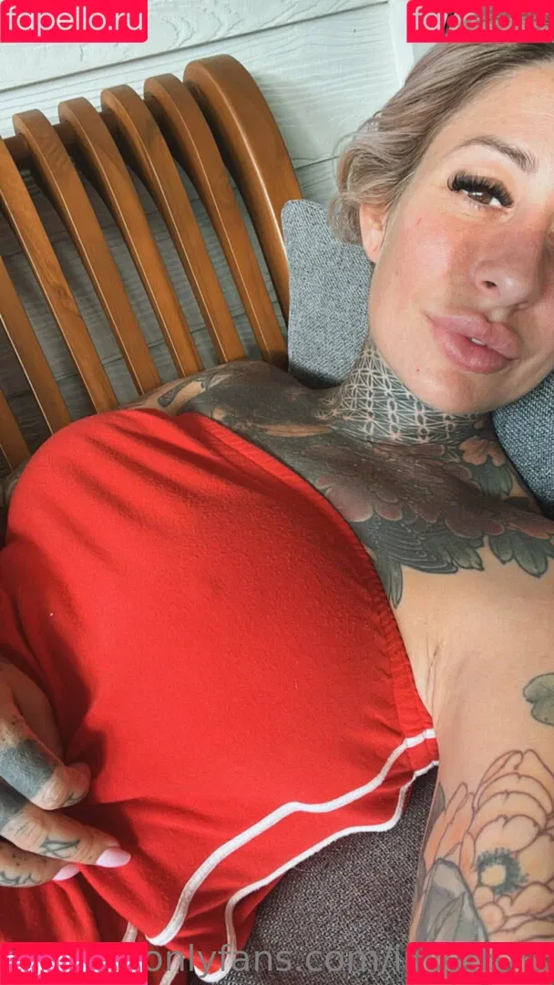 inkedgigi Onlyfans Photo Gallery 