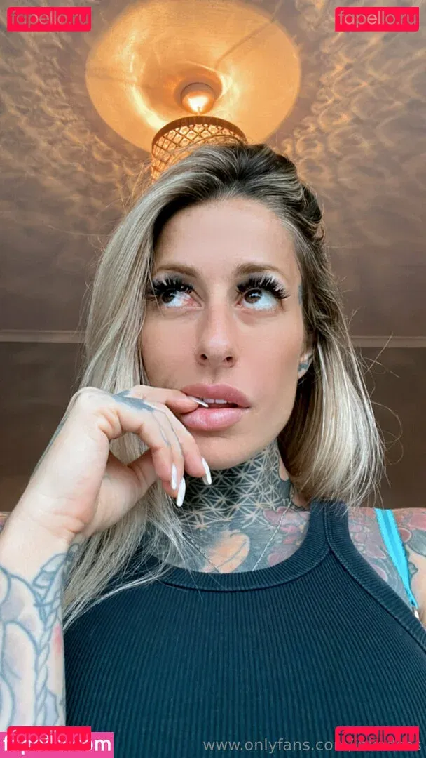 inkedgigi Onlyfans Photo Gallery 
