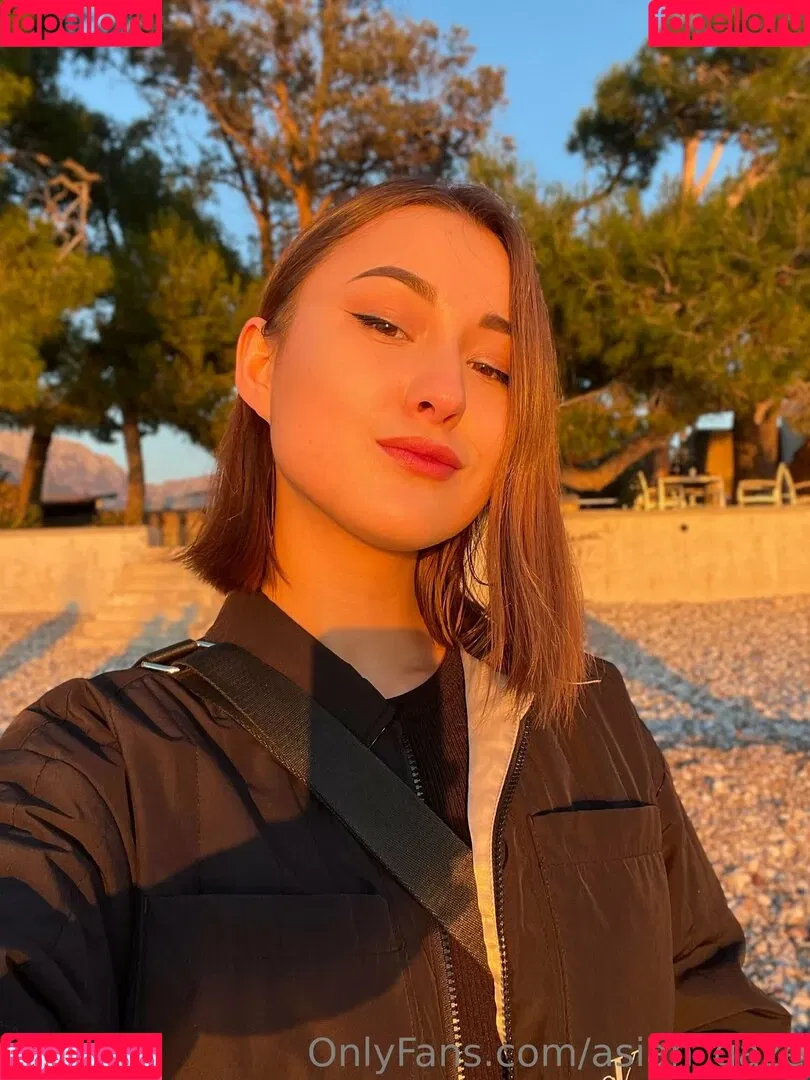 asian_gaze Onlyfans Photo Gallery 