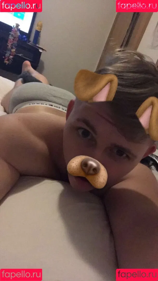 selfiejesus Onlyfans Photo Gallery 