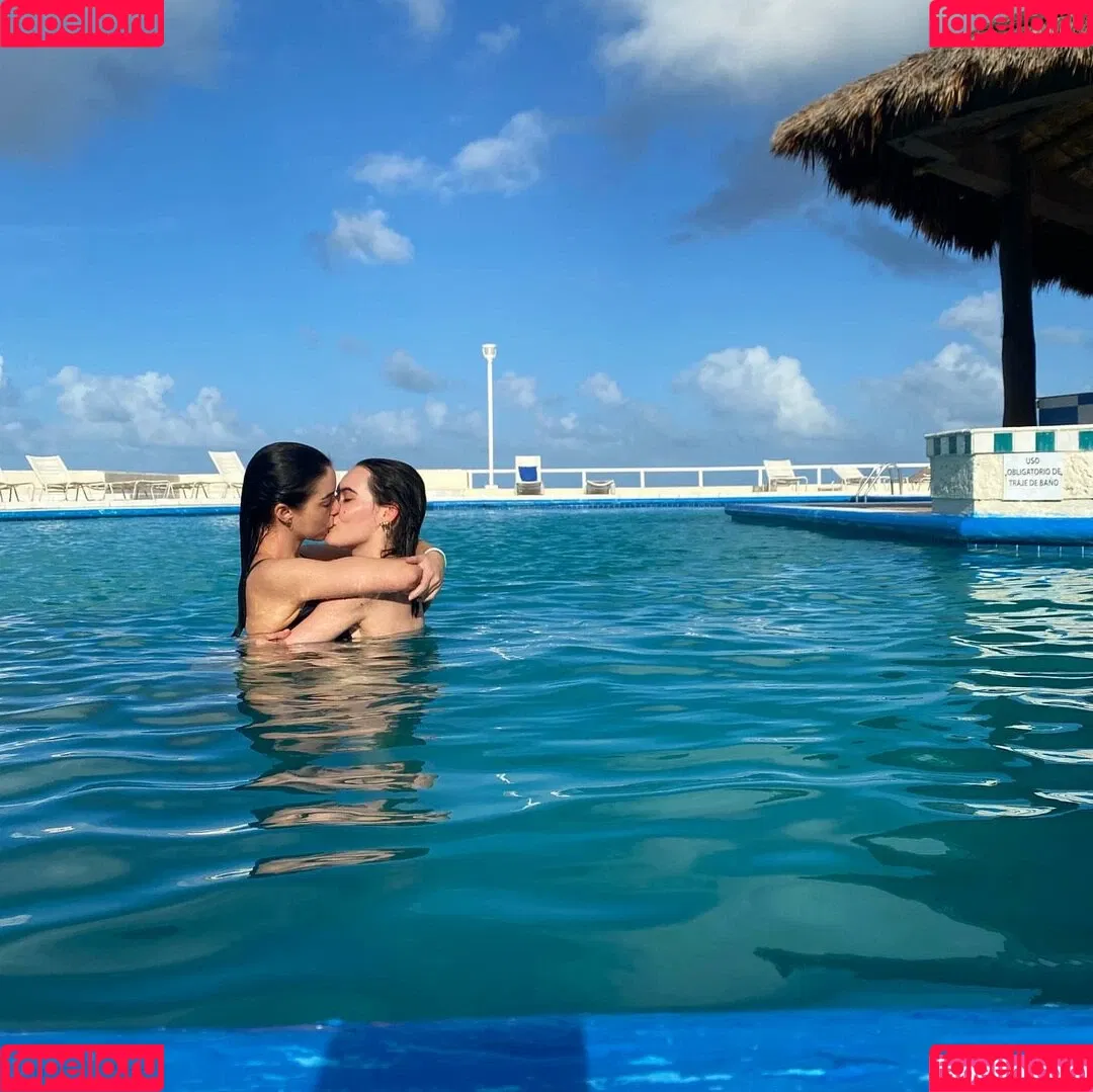 Adelaide Kane Onlyfans Photo Gallery 