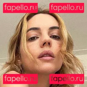 Adelaide Kane Onlyfans Photo Gallery 